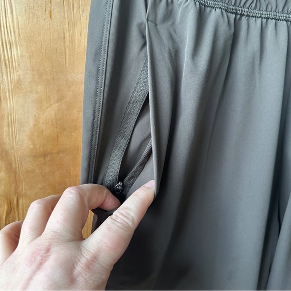 Cotopaxi Veza Adventure Joggers Green Olive Pull On Pant - Picture 8 of 12